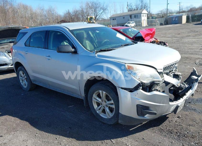 2011 Chevrolet Equinox LS (VIN 2CNFLCEC3B6331764) main photo