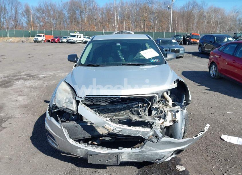 Photo 12 of 2011 Chevrolet Equinox LS (VIN 2CNFLCEC3B6331764)