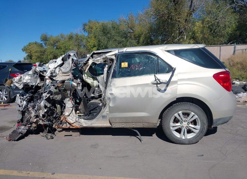 Photo 13 of 2011 Chevrolet Equinox LS (VIN 2CNFLCEC4B6316982)