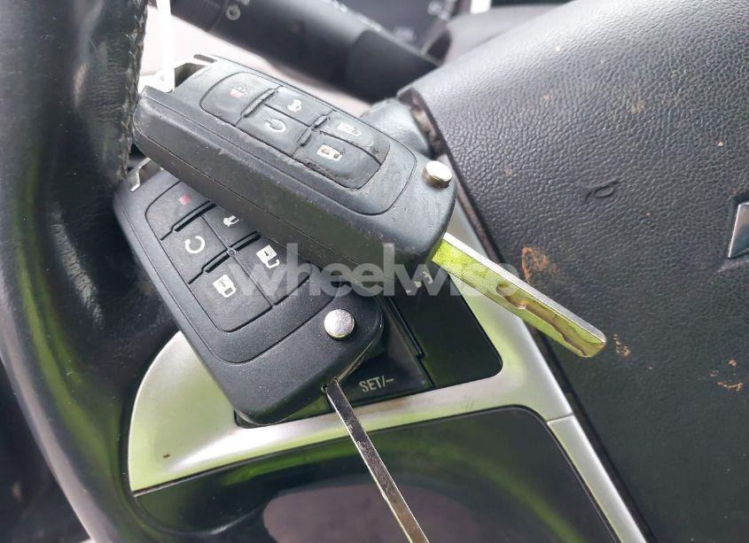 Photo 11 of 2011 Chevrolet Equinox LS (VIN 2CNFLCEC5B6268781)