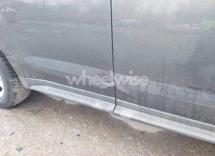 Photo 15 of 2011 Chevrolet Equinox LS (VIN 2CNFLCEC5B6268781)