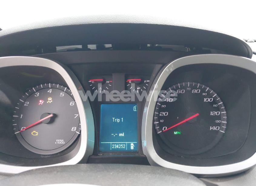 Photo 7 of 2011 Chevrolet Equinox LS (VIN 2CNFLCEC5B6268781)