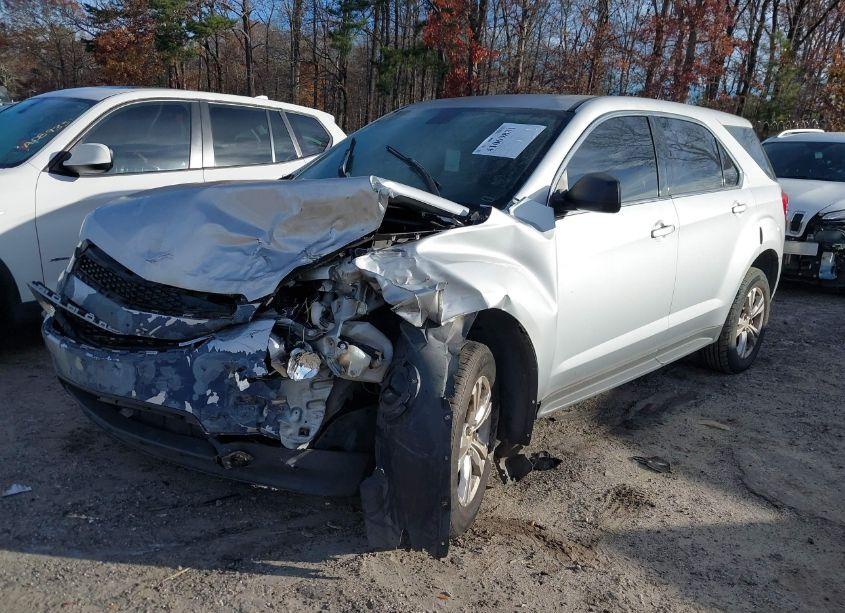 Photo 2 of 2011 Chevrolet Equinox LS (VIN 2CNFLCEC5B6270806)