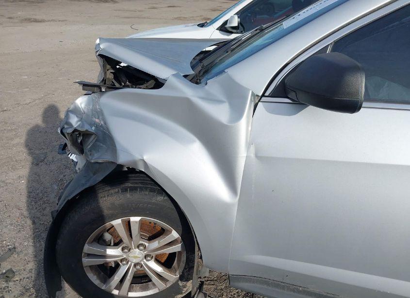 Photo 6 of 2011 Chevrolet Equinox LS (VIN 2CNFLCEC5B6270806)