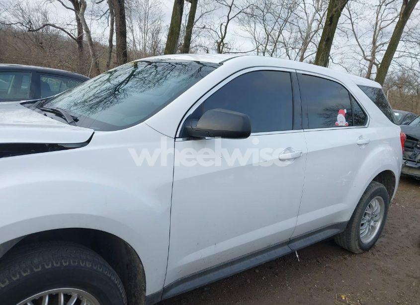 Photo 14 of 2011 Chevrolet Equinox LS (VIN 2CNFLCEC5B6332186)
