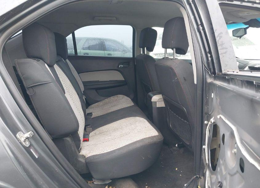 Photo 8 of 2011 Chevrolet Equinox LS (VIN 2CNFLCEC6B6367089)