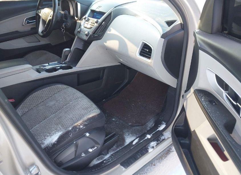 Photo 5 of 2011 Chevrolet Equinox LS (VIN 2CNFLCEC6B6393708)