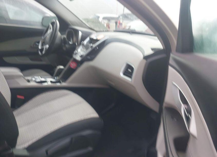 Photo 5 of 2011 Chevrolet Equinox LS (VIN 2CNFLCEC7B6311579)