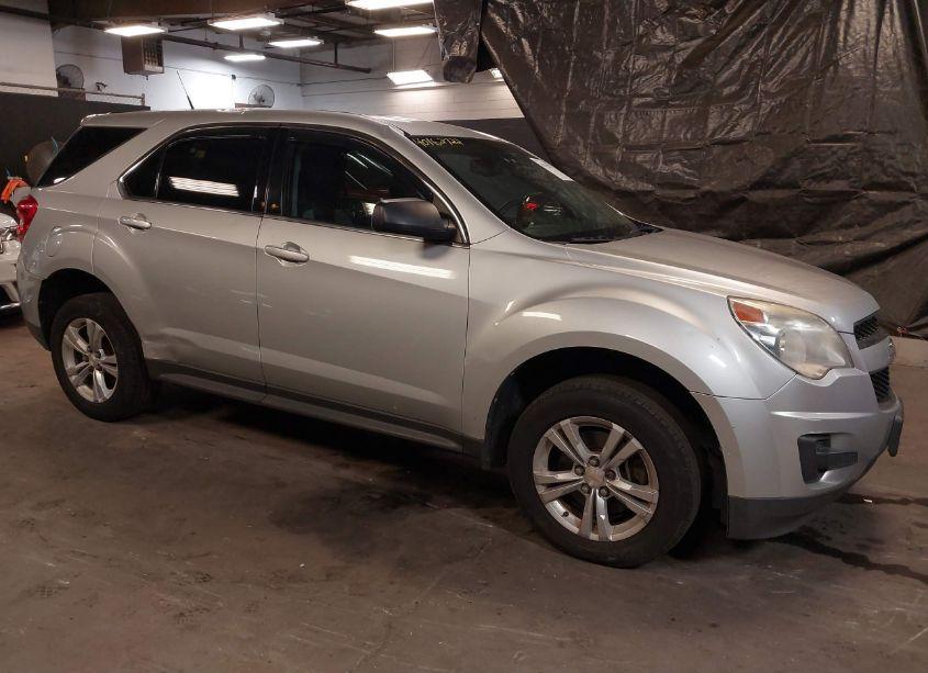 2011 Chevrolet Equinox LS (VIN 2CNFLCEC8B6379700) main photo
