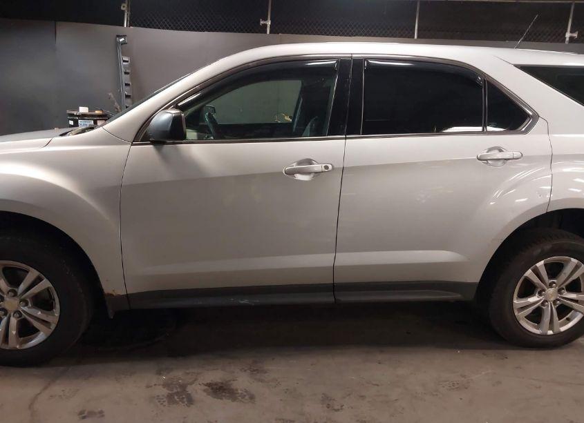 Photo 14 of 2011 Chevrolet Equinox LS (VIN 2CNFLCEC8B6379700)