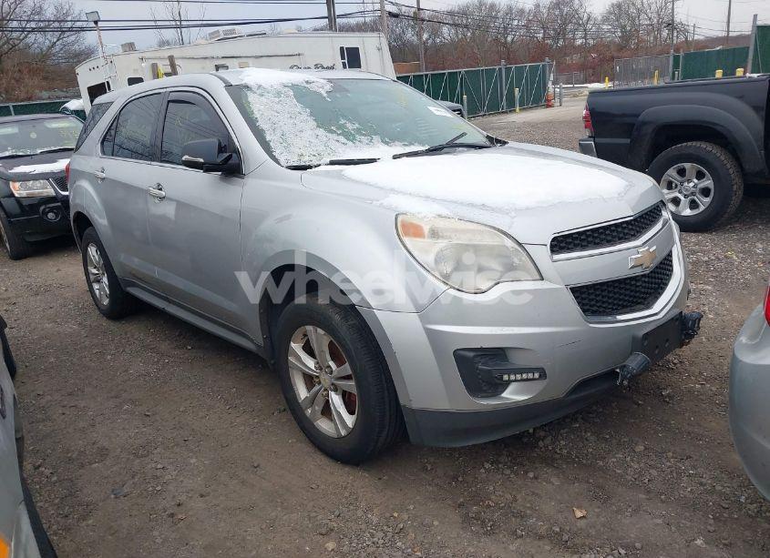 2011 Chevrolet Equinox LS (VIN 2CNFLCEC8B6436221) main photo