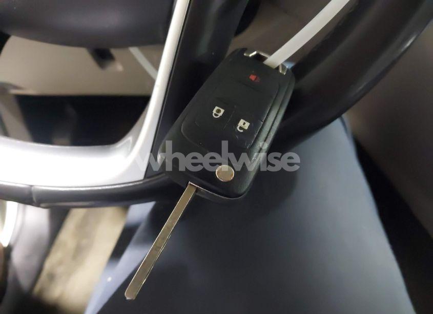 Photo 11 of 2011 Chevrolet Equinox LS (VIN 2CNFLCEC9B6306335)