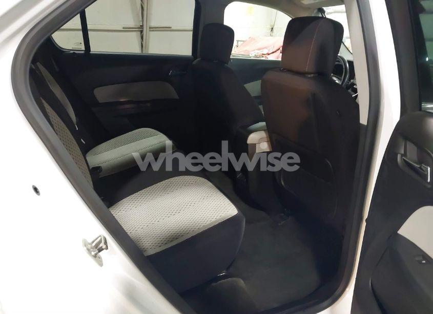 Photo 8 of 2011 Chevrolet Equinox LS (VIN 2CNFLCEC9B6306335)