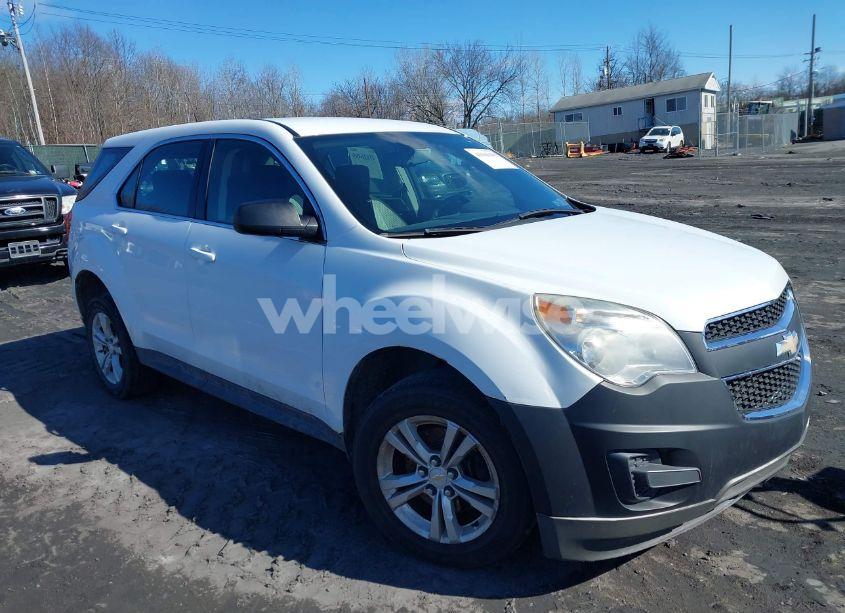2011 Chevrolet Equinox LS (VIN 2CNFLCECXB6471746) main photo