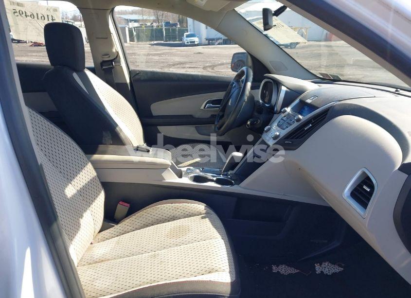 Photo 5 of 2011 Chevrolet Equinox LS (VIN 2CNFLCECXB6471746)