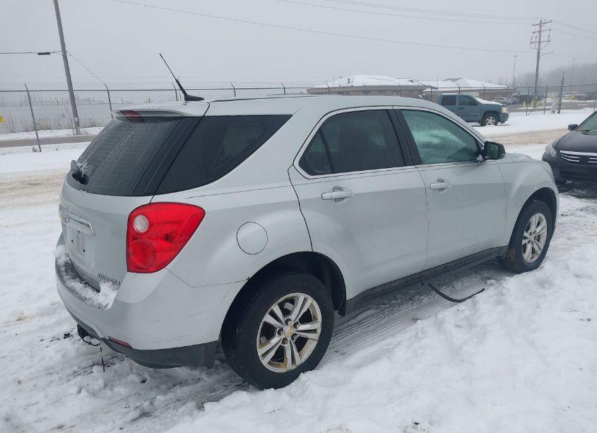 Photo 4 of 2010 Chevrolet Equinox LS (VIN 2CNFLCEW0A6379540)