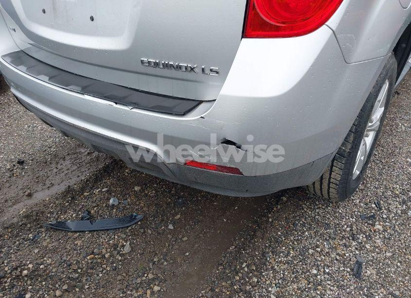 Photo 12 of 2010 Chevrolet Equinox LS (VIN 2CNFLCEW4A6347352)