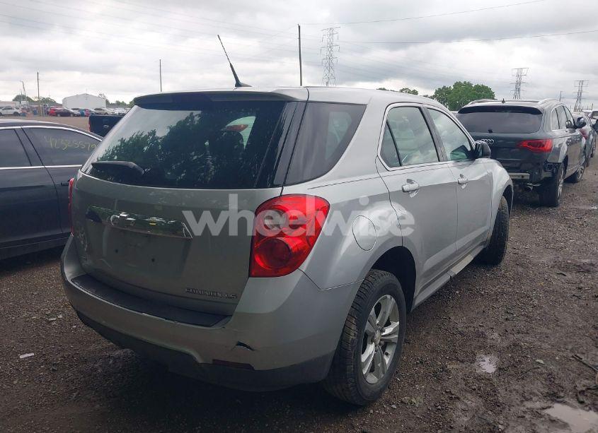 Photo 4 of 2010 Chevrolet Equinox LS (VIN 2CNFLCEW4A6347352)