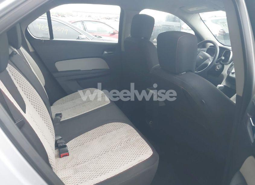 Photo 8 of 2010 Chevrolet Equinox LS (VIN 2CNFLCEW4A6347352)