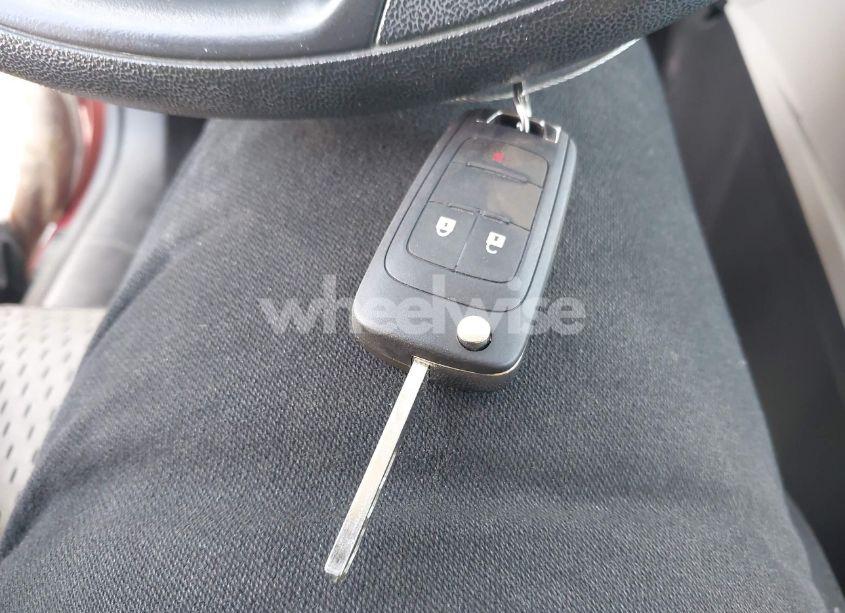 Photo 11 of 2010 Chevrolet Equinox LS (VIN 2CNFLCEW4A6388323)