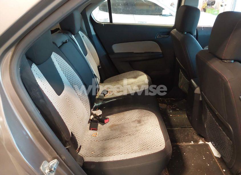Photo 8 of 2010 Chevrolet Equinox LS (VIN 2CNFLCEW5A6254405)