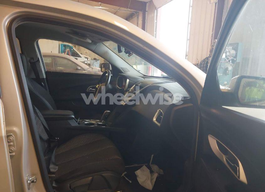 Photo 5 of 2011 Chevrolet Equinox 1LT (VIN 2CNFLDE55B6299245)