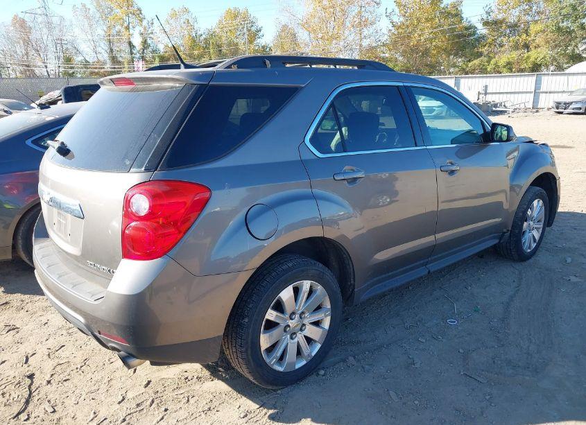 Photo 4 of 2011 Chevrolet Equinox 1LT (VIN 2CNFLEE50B6409446)