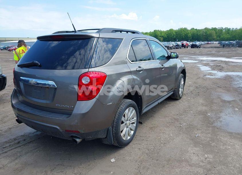 Photo 4 of 2011 Chevrolet Equinox 1LT (VIN 2CNFLEE53B6401194)