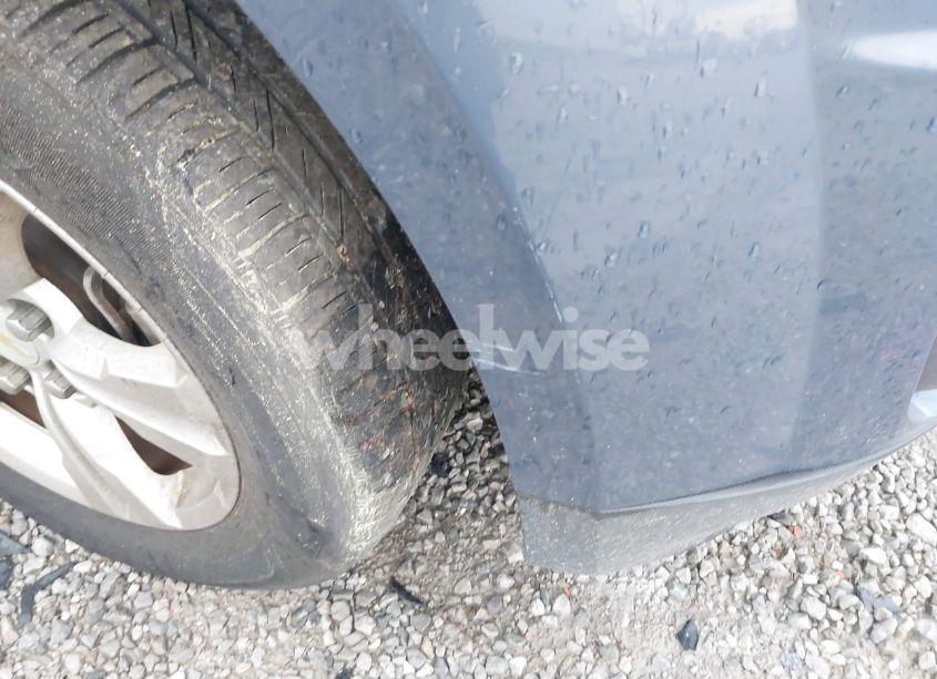 Photo 6 of 2011 Chevrolet Equinox 1LT (VIN 2CNFLEEC1B6280082)