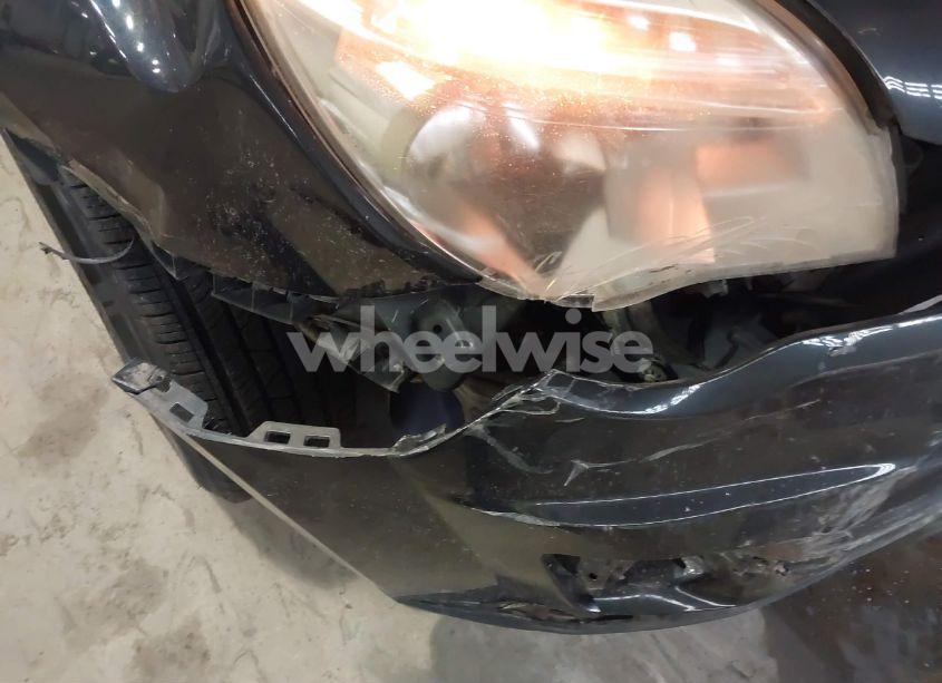 Photo 13 of 2011 Chevrolet Equinox 1LT (VIN 2CNFLEEC3B6245009)