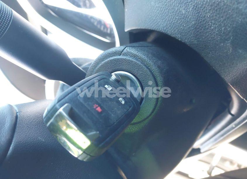 Photo 11 of 2011 Chevrolet Equinox 1LT (VIN 2CNFLEEC3B6293111)