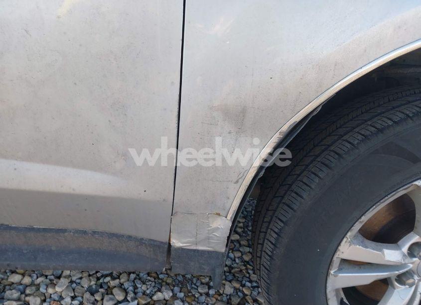 Photo 6 of 2011 Chevrolet Equinox 1LT (VIN 2CNFLEEC3B6293111)