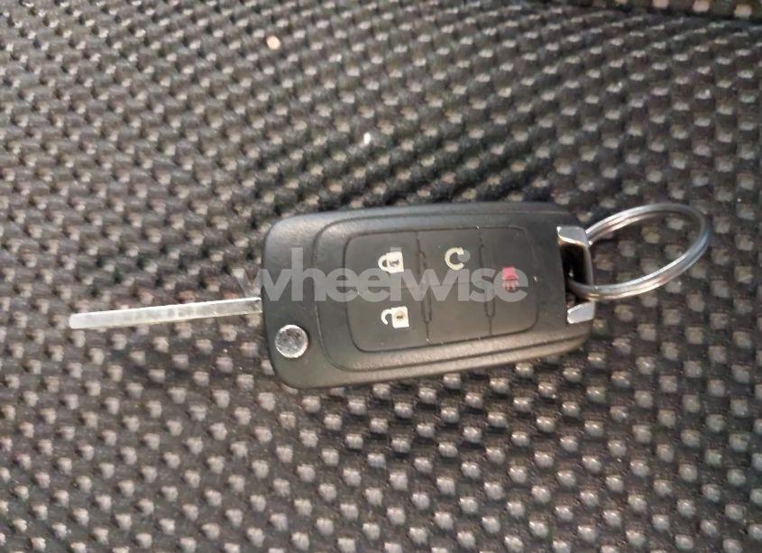 Photo 11 of 2011 Chevrolet Equinox 1LT (VIN 2CNFLEEC5B6440853)