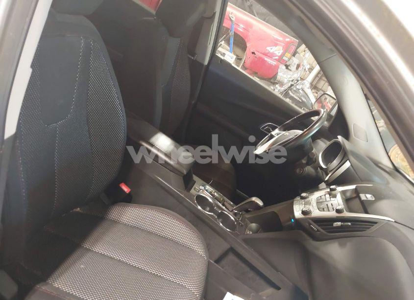 Photo 5 of 2011 Chevrolet Equinox LT (VIN 2CNFLEEC8B6359684)