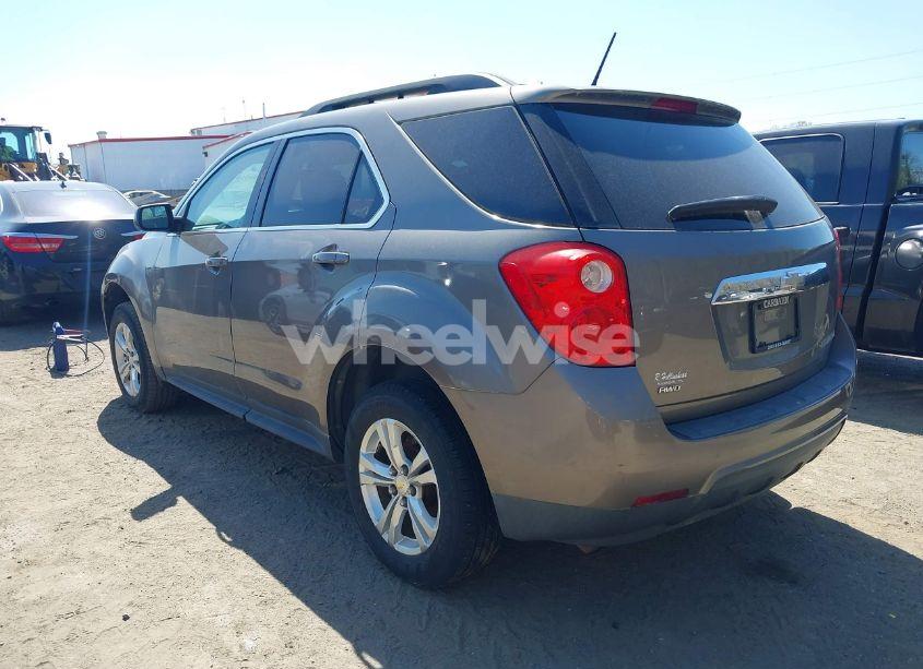 Photo 3 of 2010 Chevrolet Equinox LT (VIN 2CNFLEEW0A6244411)
