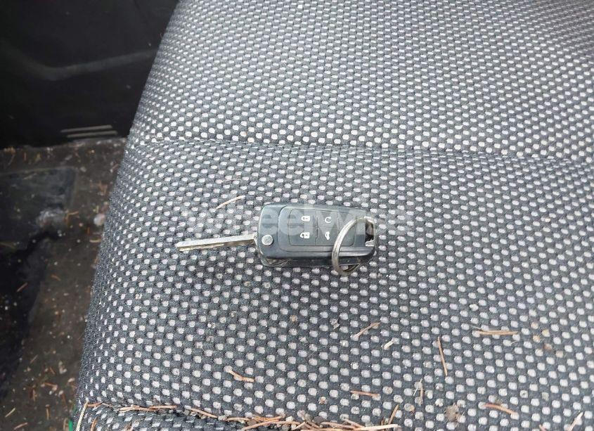 Photo 11 of 2010 Chevrolet Equinox LT (VIN 2CNFLEEW0A6294385)