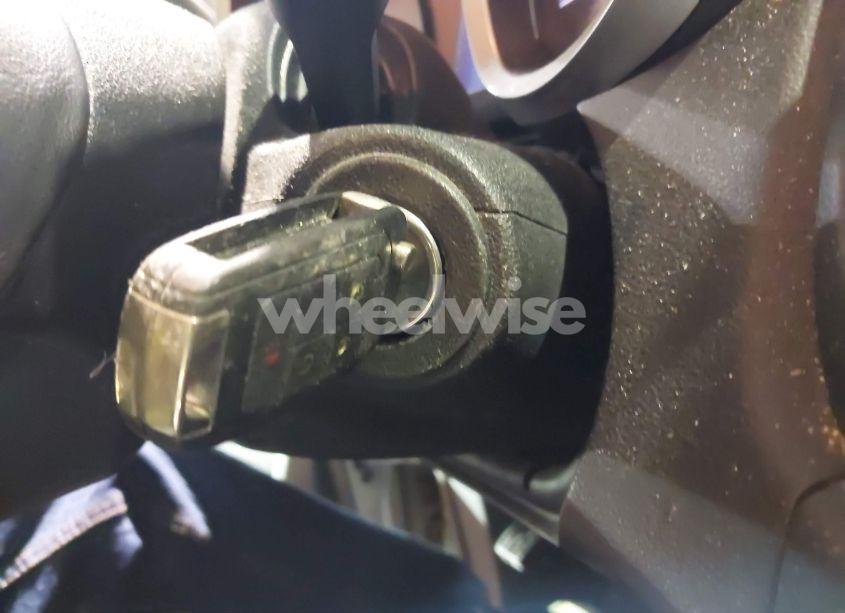 Photo 11 of 2010 Chevrolet Equinox LT (VIN 2CNFLEEW2A6301000)