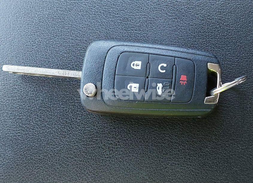 Photo 11 of 2010 Chevrolet Equinox LT (VIN 2CNFLEEW2A6393774)