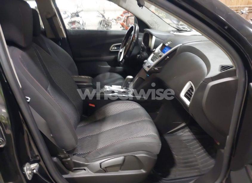 Photo 5 of 2010 Chevrolet Equinox LT (VIN 2CNFLEEW4A6381111)