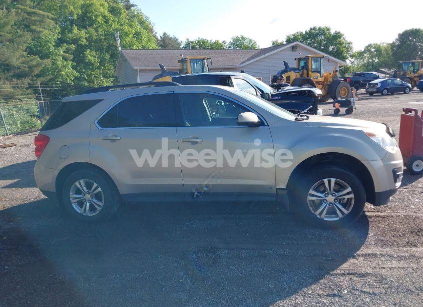 Photo 13 of 2010 Chevrolet Equinox LT (VIN 2CNFLEEW5A6213171)