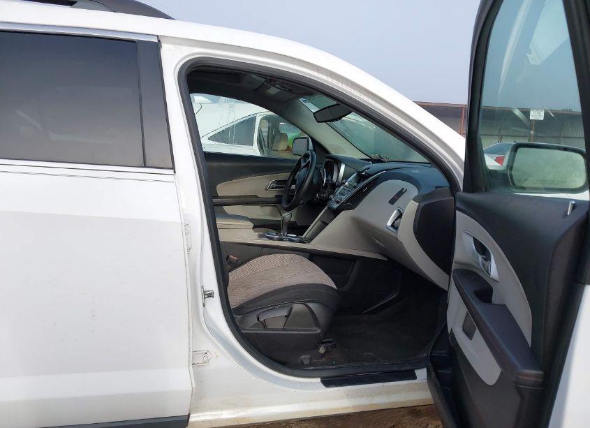 Photo 5 of 2010 Chevrolet Equinox LT (VIN 2CNFLEEW5A6230259)