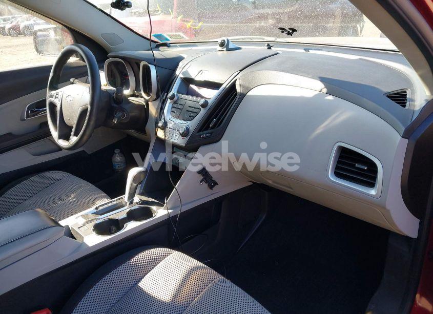 Photo 5 of 2010 Chevrolet Equinox LT (VIN 2CNFLEEW5A6358632)