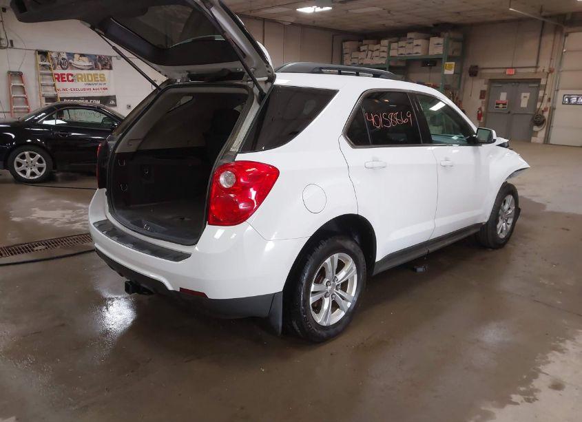 Photo 4 of 2010 Chevrolet Equinox LT (VIN 2CNFLEEW6A6309245)