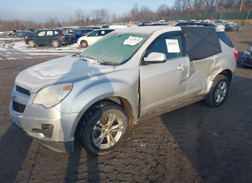 Photo 2 of 2010 Chevrolet Equinox LT (VIN 2CNFLEEW7A6356641)