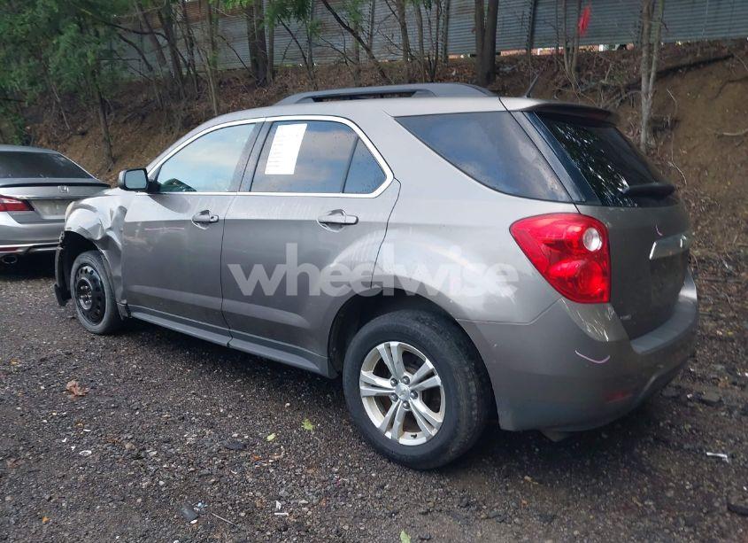 Photo 3 of 2010 Chevrolet Equinox LT (VIN 2CNFLEEW8A6339931)