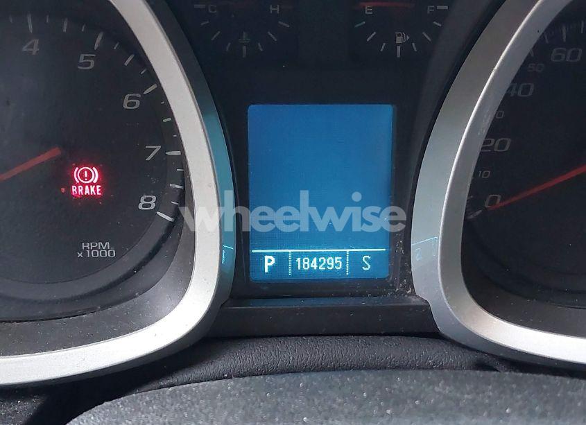 Photo 7 of 2010 Chevrolet Equinox LT (VIN 2CNFLEEW8A6339931)