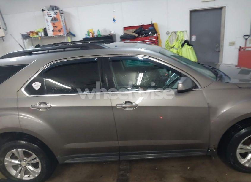 Photo 13 of 2010 Chevrolet Equinox LT (VIN 2CNFLEEW8A6390748)
