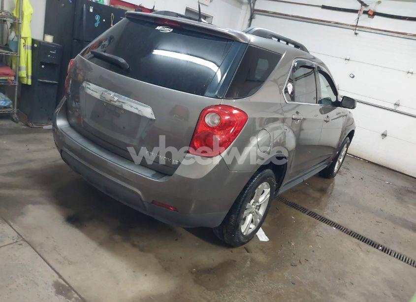 Photo 4 of 2010 Chevrolet Equinox LT (VIN 2CNFLEEW8A6390748)