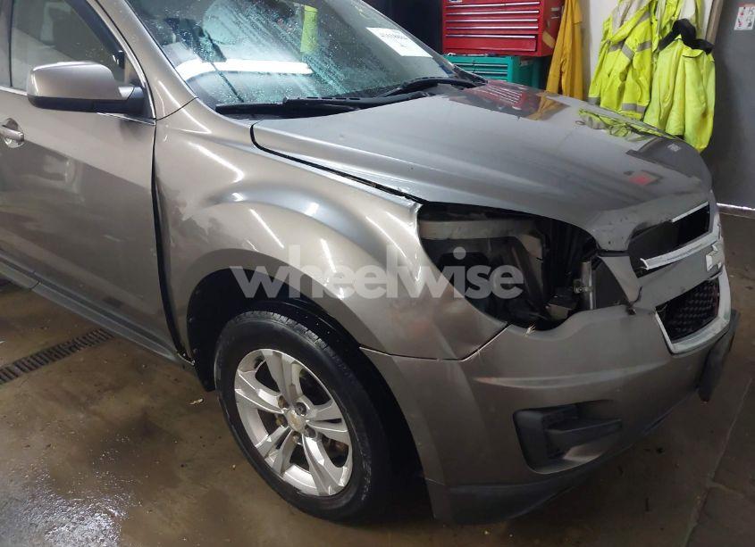 Photo 6 of 2010 Chevrolet Equinox LT (VIN 2CNFLEEW8A6390748)