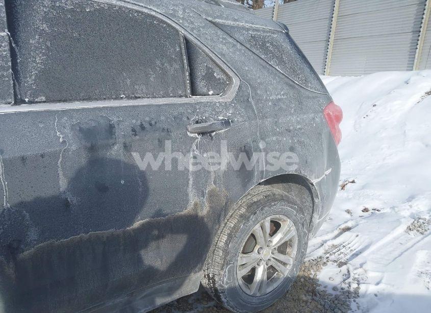 Photo 15 of 2010 Chevrolet Equinox LT (VIN 2CNFLEEW9A6352431)